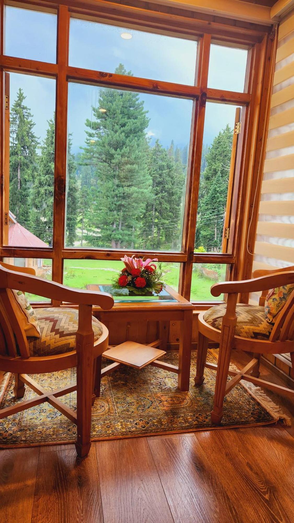 Shaw Inn By Stay Pattern Gulmarg Buitenkant foto