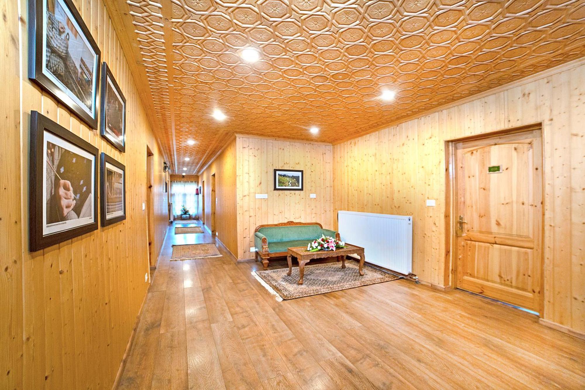 Shaw Inn By Stay Pattern Gulmarg Buitenkant foto